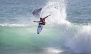 Leia mais sobre o artigo Mick Fanning confirmado para o Quiksilver pro em Snapper