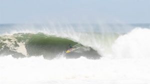 Leia mais sobre o artigo Kay Lenny vence a etapa do Big Wave em Puerto